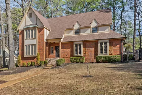 3060 Towering Pines Cv, Germantown, TN 38138