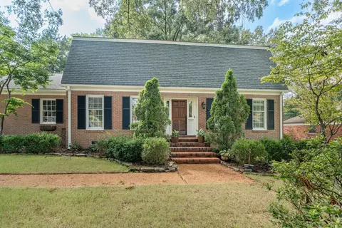 1649 Oak Hill Dr, Germantown, TN 38138
