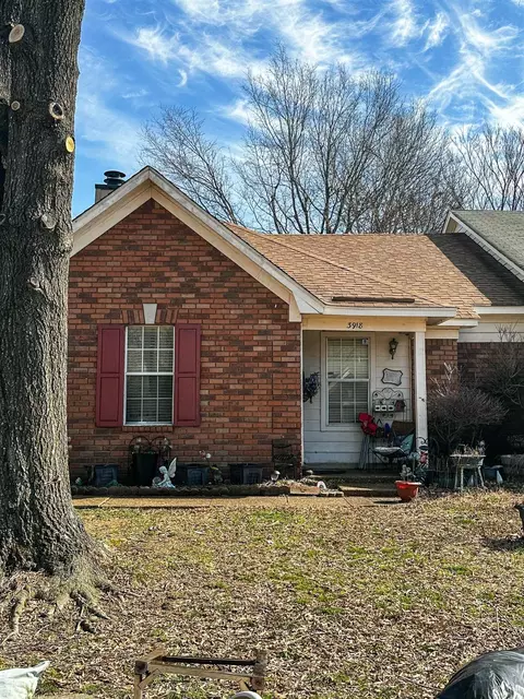 3918 Oak Branch Cir, Memphis, TN 38135