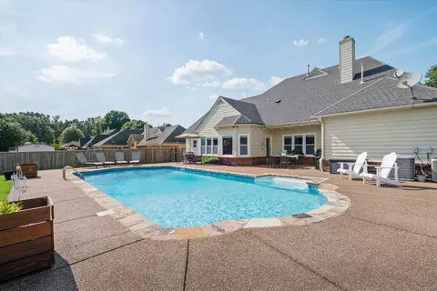 545 Alexandria Dr, Collierville, TN 38017