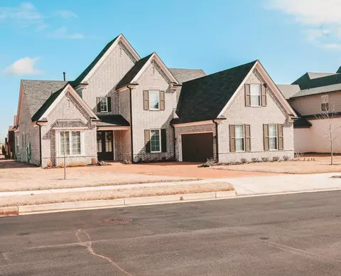 136 Lower Fields Ln, Collierville, TN 38017 photo 2