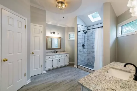 355 Ashley Dr, Collierville, TN 38017 photo 5