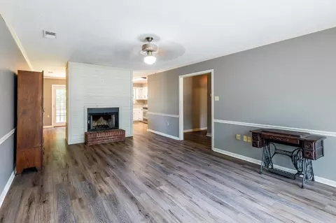 355 Ashley Dr, Collierville, TN 38017 photo 10
