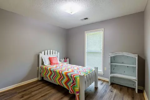 355 Ashley Dr, Collierville, TN 38017 photo 11