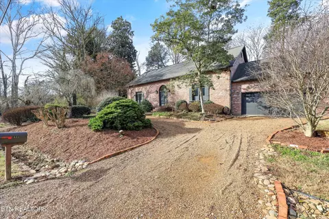 635 Blows Ferry Rd, Knoxville, TN 37919