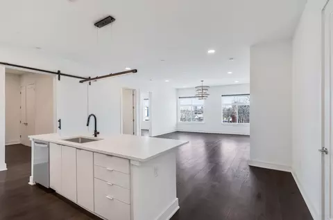 1125 10th Ave N #205, Nashville, TN 37208