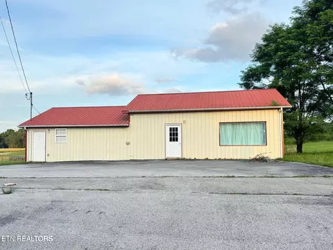 5521 S York Hwy 5521, Grimsley, TN 38565