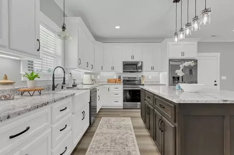 Kitchen - 200 Beartown Rd, Loretto, TN 38469 photo 3 of 3