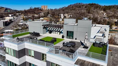 411 Fairpoint St #202, Chattanooga, TN 37405