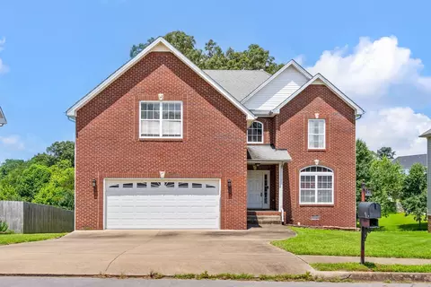 3232 Timberdale Dr, Clarksville, TN 37042