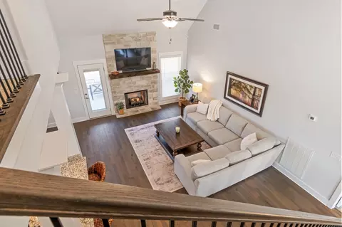 Entry Way - 1208 Cascadeway Dr, Murfreesboro, TN 37129 photo 15 of 19