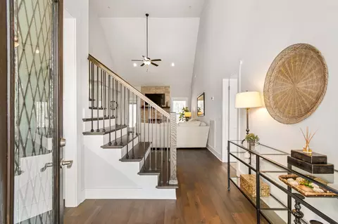 Entry Way - 1208 Cascadeway Dr, Murfreesboro, TN 37129 photo 1 of 19