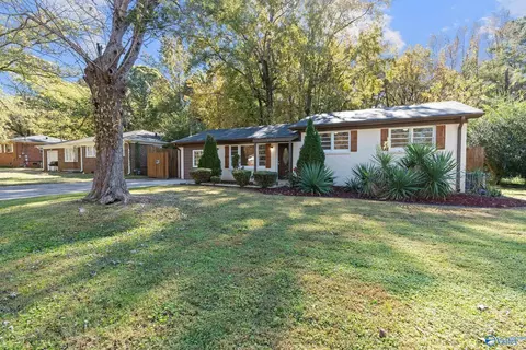 4710 Lumary Dr NW, Huntsville, AL 35810