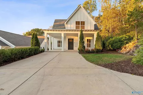 1733 Beirne Ave NE, Huntsville, AL 35801