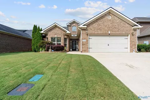 15143 Lakeside Trl SW, Huntsville, AL 35803