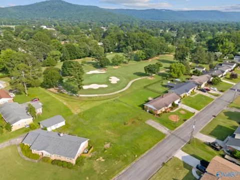 814 Mira Vista Dr SE, Huntsville, AL 35802