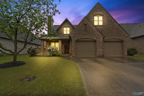 124 Rainwood Dr SW, Huntsville, AL 35824