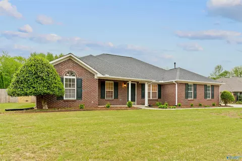 217 Covedale Cir, Madison, AL 35757