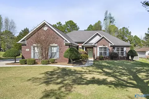 105 Turtle Bank Ct, Huntsville, AL 35806