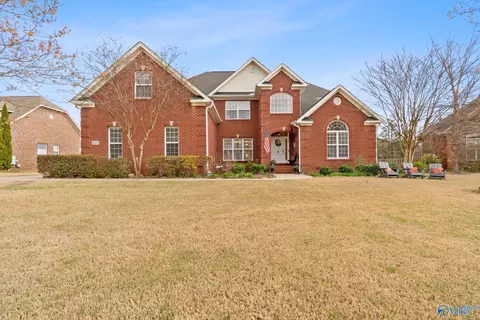 4508 Tree Ridge Cir SE, Owens Cross Roads, AL 35763