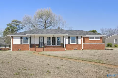 2003 Brookline Dr, Huntsville, AL 35810