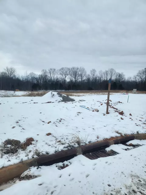 235 Oklahoma Ave, Oak Grove, KY 42262