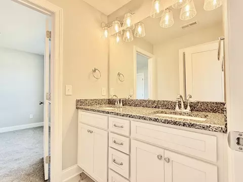 Bath - 1917 Gracie Bug Loop, Murfreesboro, TN 37128 photo 3 of 4
