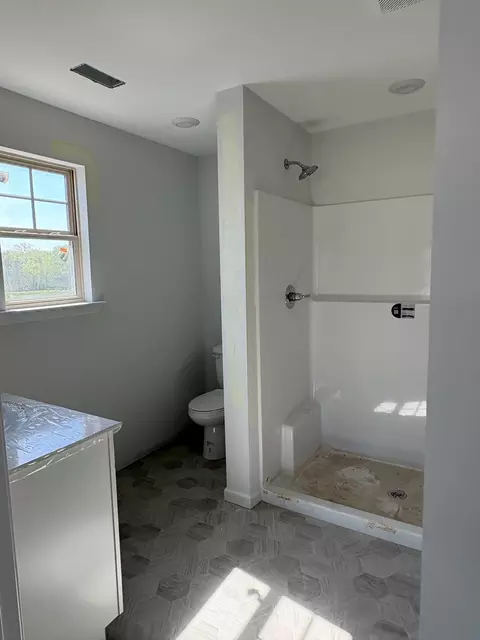 Bath - 602 Ruby Cate Way, Murfreesboro, TN 37128 photo 3 of 4
