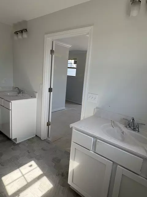 Bath - 602 Ruby Cate Way, Murfreesboro, TN 37128 photo 4 of 4