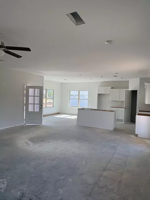 Living - 602 Ruby Cate Way, Murfreesboro, TN 37128 photo 2 of 2