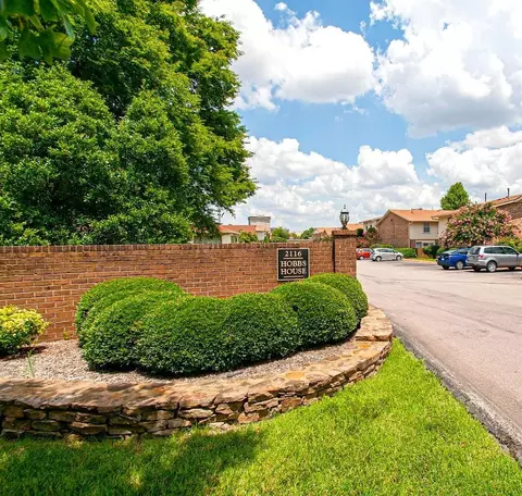 2116 Hobbs Rd #N19, Nashville, TN 37215