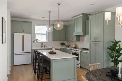 3328 Conviser Dr, Nashville, TN 37207