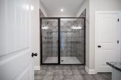 Bath - 139 Bruce Meadows Dr, Beechgrove, TN 37018 photo 1 of 5