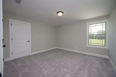 Bedroom - 139 Bruce Meadows Dr, Beechgrove, TN 37018 photo 4 of 6