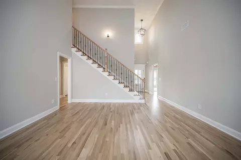 Living - 139 Bruce Meadows Dr, Beechgrove, TN 37018 photo 3 of 7