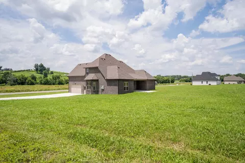 Exterior - 139 Bruce Meadows Dr, Beechgrove, TN 37018 photo 5 of 7