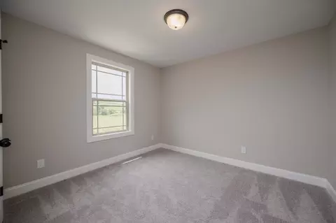 Bedroom - 139 Bruce Meadows Dr, Beechgrove, TN 37018 photo 5 of 6