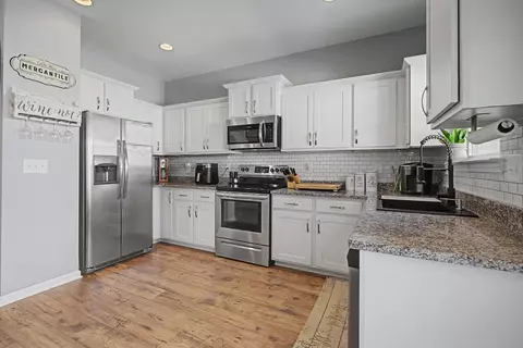Kitchen - 202 Bell Forge Ct, White Bluff, TN 37187 photo 2 of 2