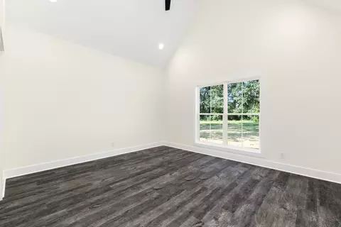 Living - 57 Simons Blvd, Morrison, TN 37357 photo 5 of 5