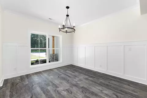 Dining - 57 Simons Blvd, Morrison, TN 37357 photo 1 of 1