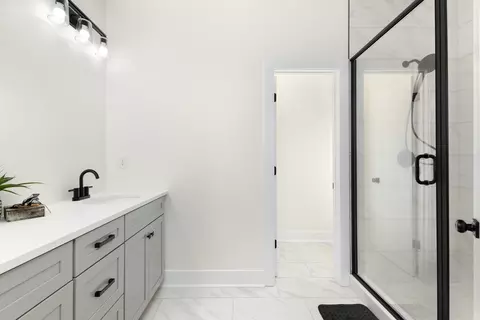 Bath - 57 Simons Blvd, Morrison, TN 37357 photo 1 of 4