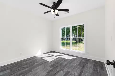 Bedroom - 57 Simons Blvd, Morrison, TN 37357 photo 2 of 2