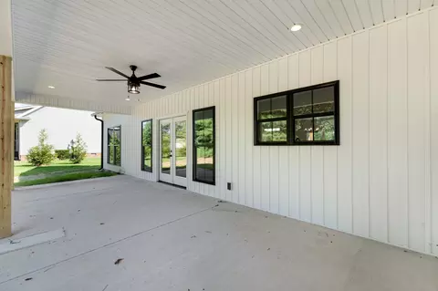 Exterior - 57 Simons Blvd, Morrison, TN 37357 photo 2 of 6