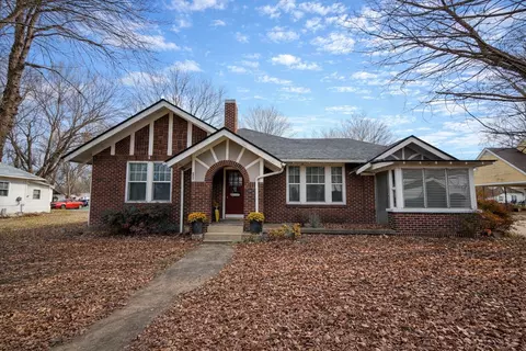 204 Evergreen St, Greenfield, TN 38230