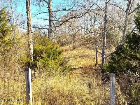 4210 Bunker Hill Rd, Cookeville, TN 38506