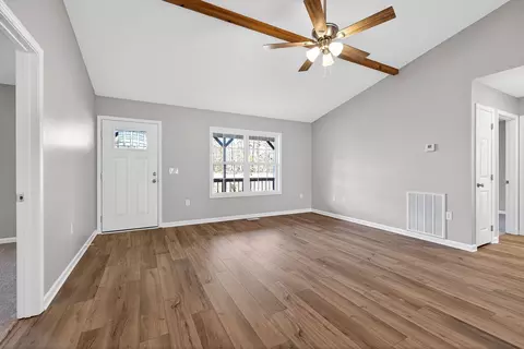 Living - 208 Frontier Dr, Grimsley, TN 38565 photo 2 of 3