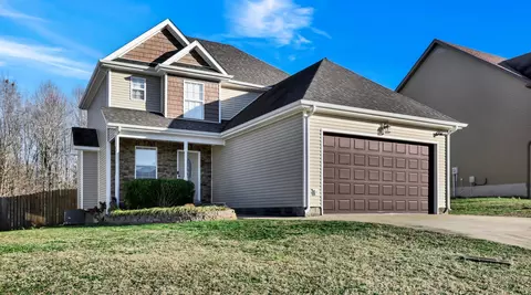 1209 Meachem Dr, Clarksville, TN 37042