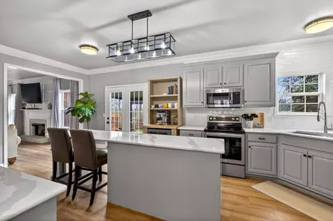 Kitchen - 1012 Belcor Dr, Spring Hill, TN 37174 photo 3 of 4