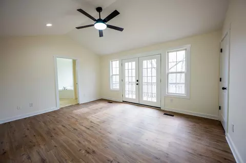 Bedroom - 622 Beech St, Centerville, TN 37033 photo 2 of 6