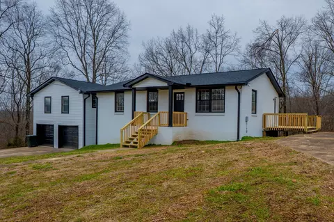 Exterior - 622 Beech St, Centerville, TN 37033 photo 1 of 9